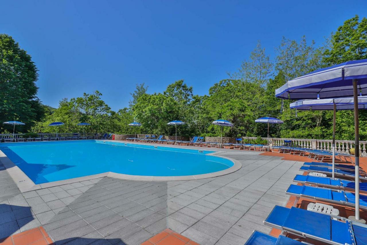 Aparthotel Il Castagno Pistoia